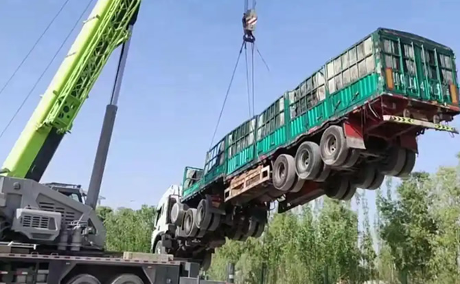 华坪道路脱困救援案例